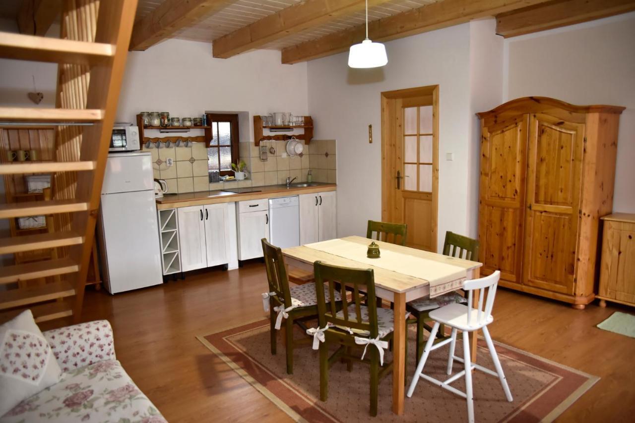 Selsky Dvur Apartment Kajov Exterior photo